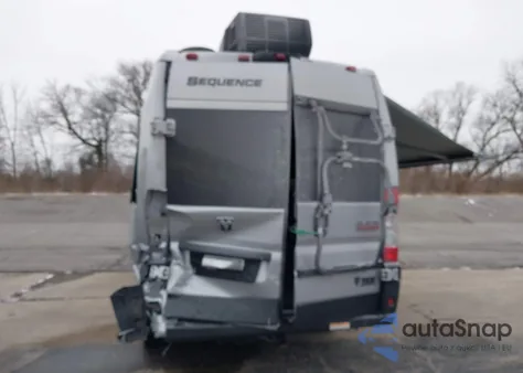 2021 Ram Promaster 3500 Window Van High Roof 159 Wb Ext z USA, uszkodzony, nr VIN 3C6MRVUG3ME590906